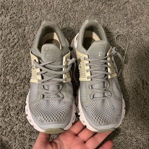 On Running Women's Athletic Shoes in Light Gray and Cream